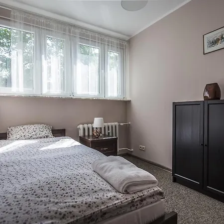 Old Town Apartments *