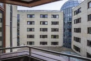 Old Town Apartments *